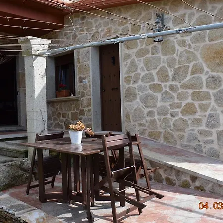 Os Carballos Country house *